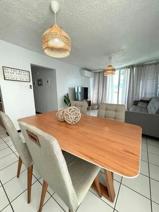 Lovely 2 Bedroom Condo 2Min Walking To The Beach 루키요 0*,  푸에르토리코